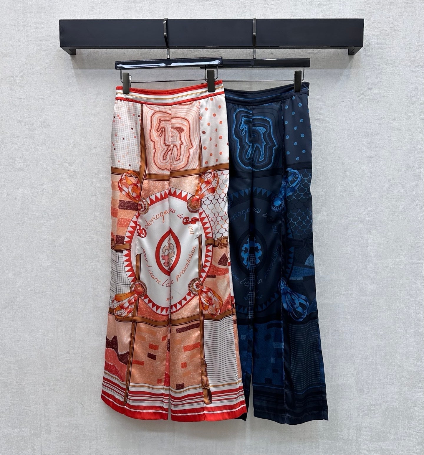 Hermes 26 Printed Straight-Leg Trousers Blue in Mulberry Silk 137393