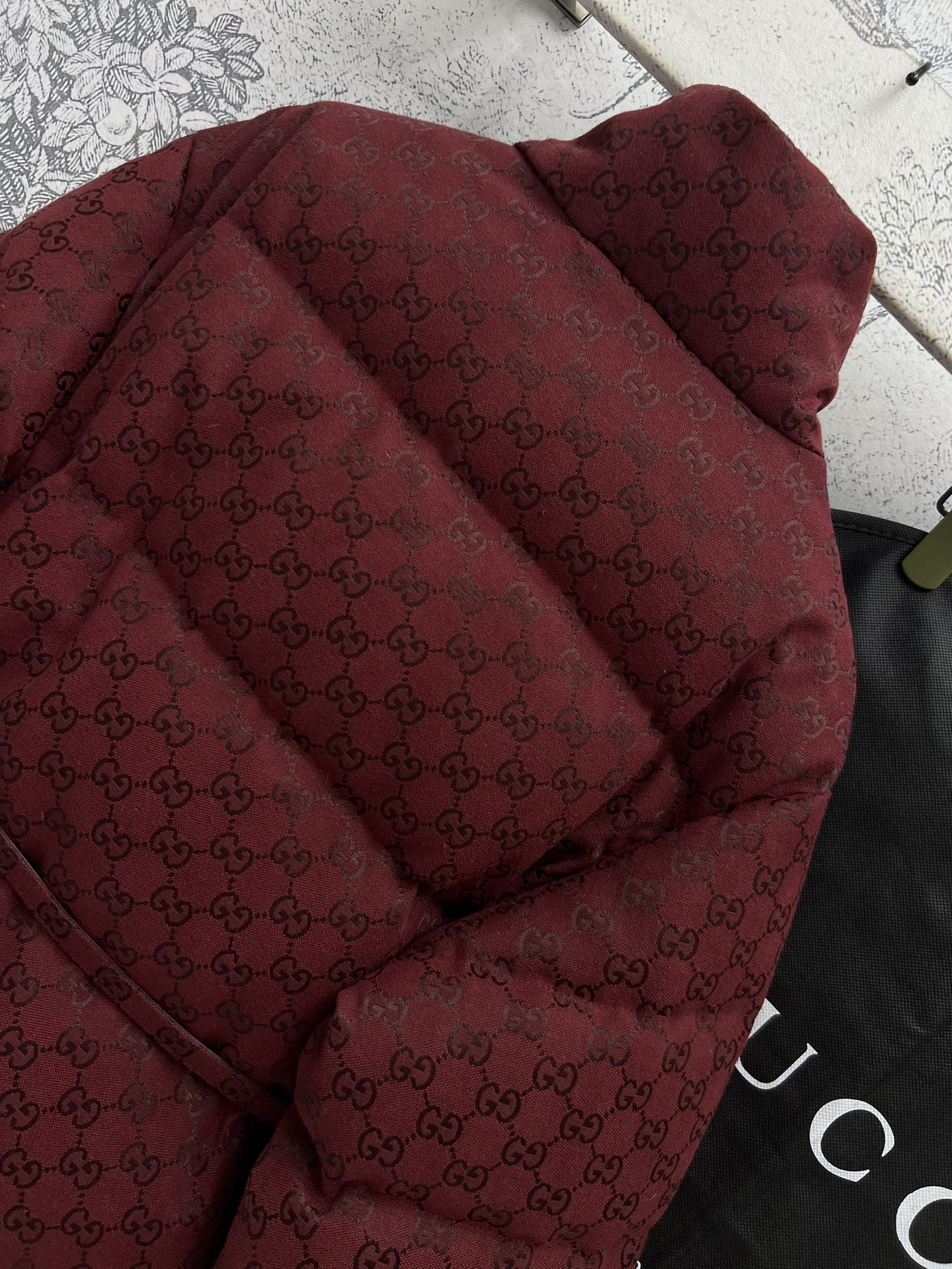 Gucci Down Jacket Red Jacquard Fabric