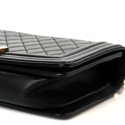 Lambskin Quilted Medium Boy Flap Black