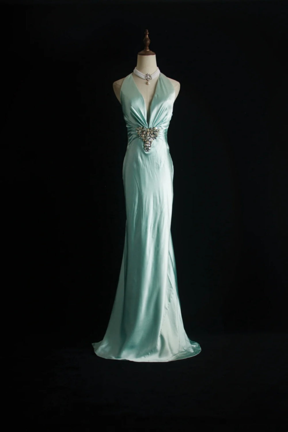 formaldressy-Mint Green Satin Halter Sleeveless Floor-Length Beaded Mermaid Evening Gown gh6307