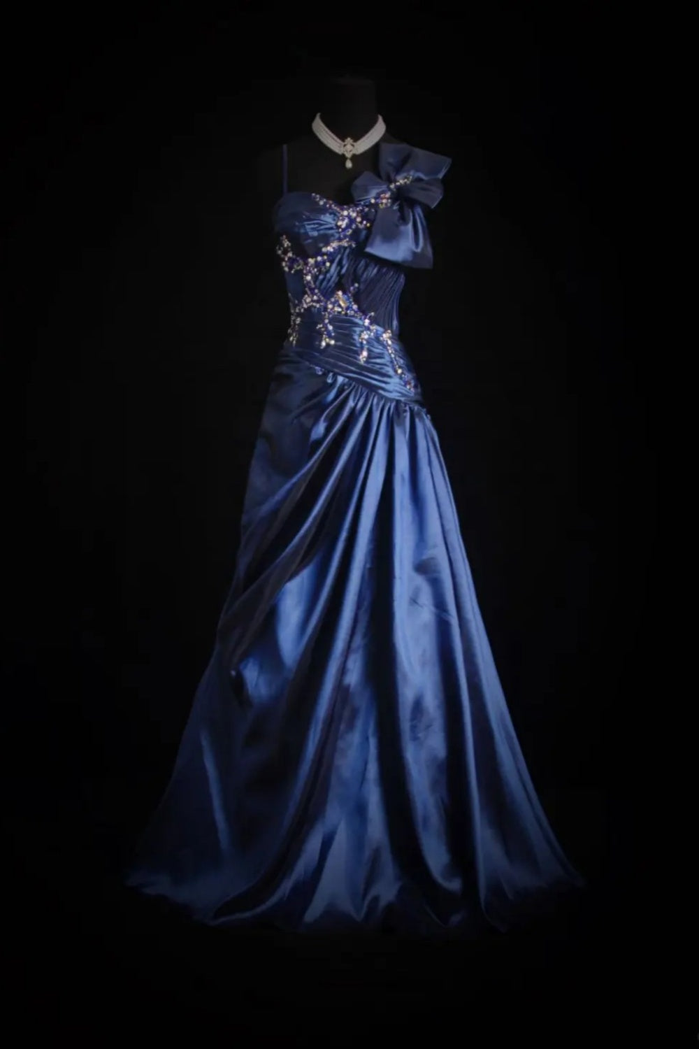 formaldressy-Navy Blue Satin Spaghetti Straps Floor-Length Sequin Beaded Big Bow Evening Gown gh6305