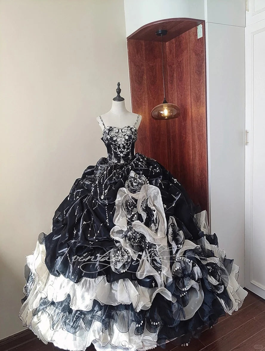 formaldressy-Black and white Quinceanera Dresses, gorgeous beaded long tulle black swan dress, ball gowns, princess adult dress, 16-year-old dress gh5291