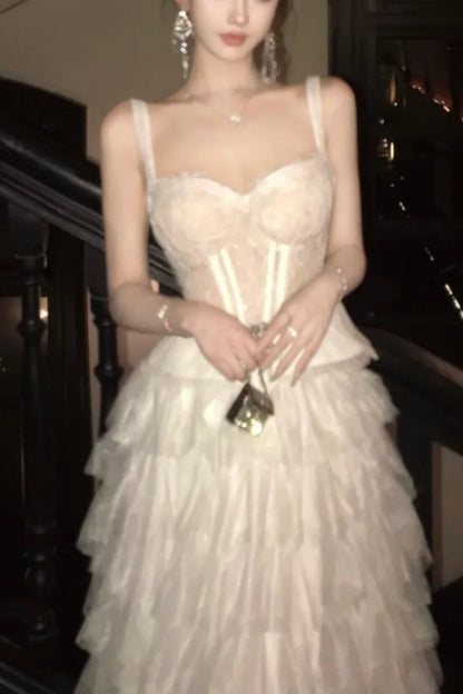 formaldressy-Sweet White Lace Strappy Gown, Tiered dress Design Overflows with Romantic Atmosphere gh5901