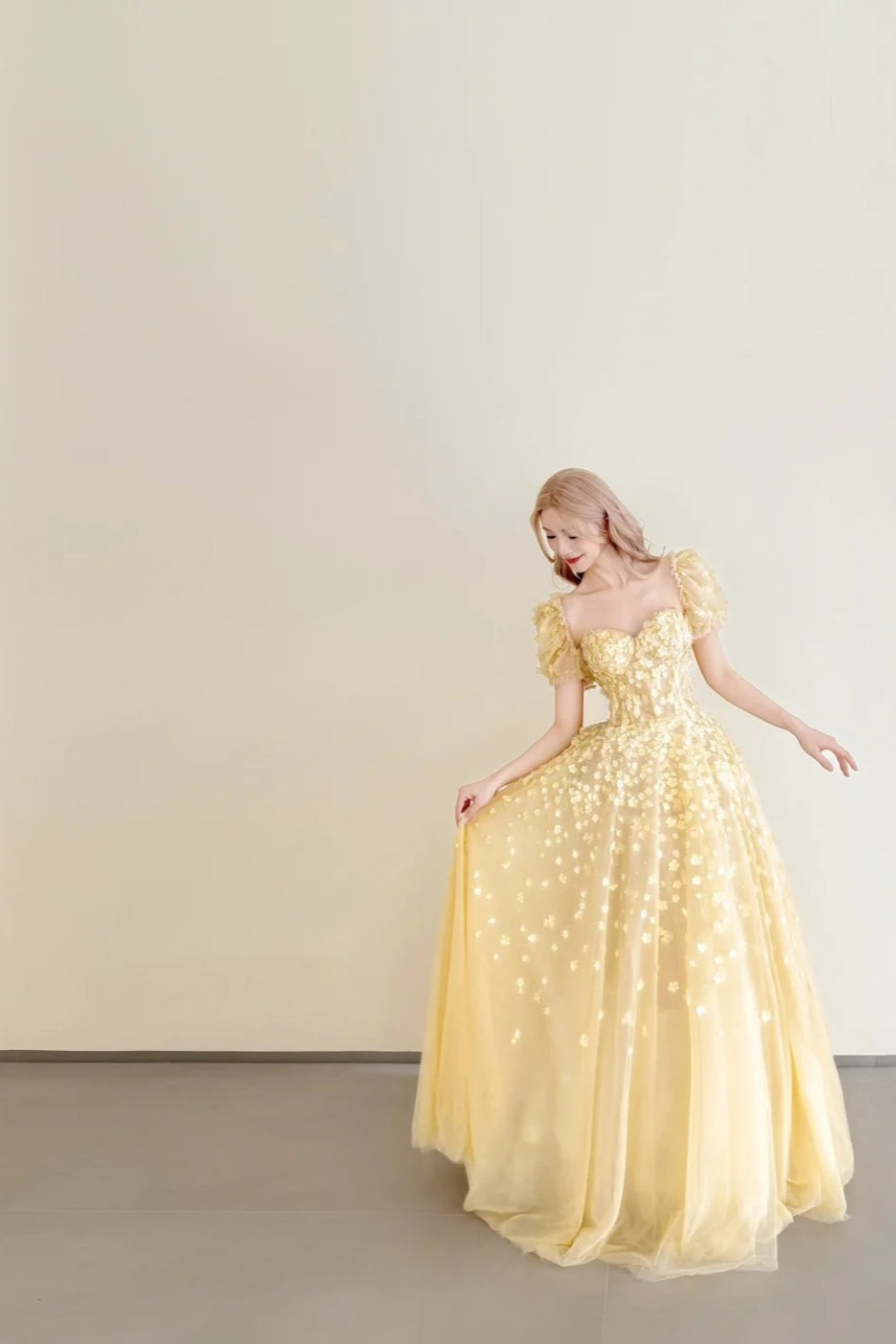 formaldressy-Vintage Goose Yellow Puff Sleeve Sequin Swing Court Style Evening Gown gh6028