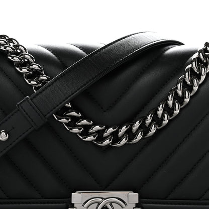 Calfskin Chevron Quilted Medium Boy Flap Black