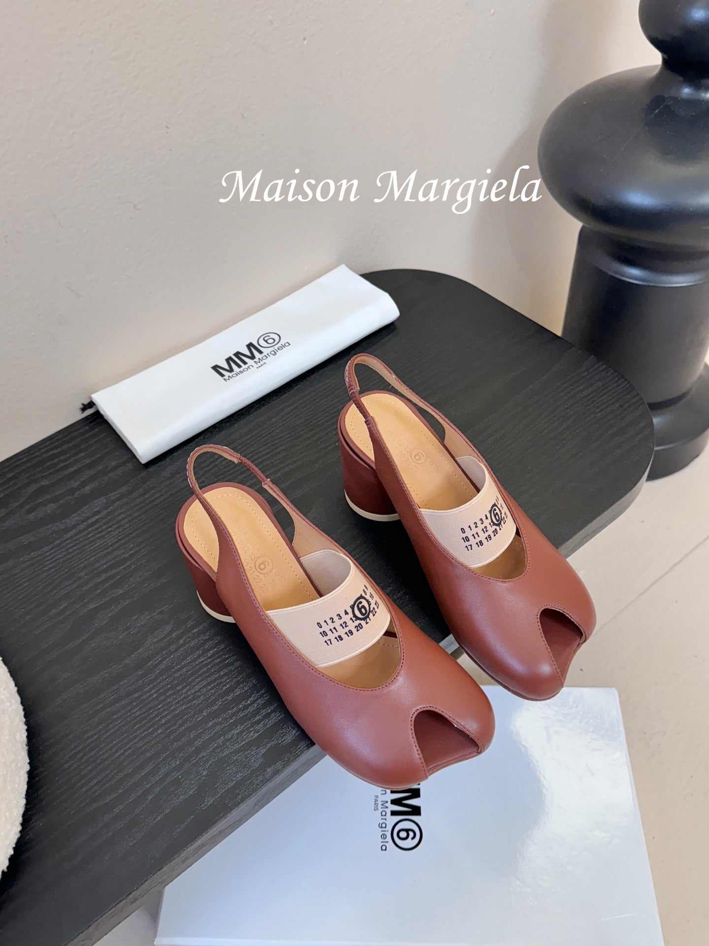 Maison Margiela Split-Toe Peep-Toe Chunky Heel Slingback Brown in Sheepskin 580437