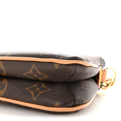 Monogram Liv Pochette