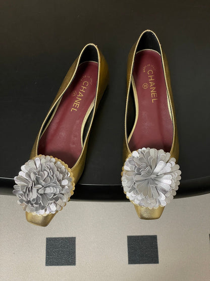 CC 26 Flower-shaped Ballet Flat Gold Silver Sheepskin 593165