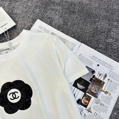 Chanel 2026 Flower T-Shirt Black and White Cotton 359322