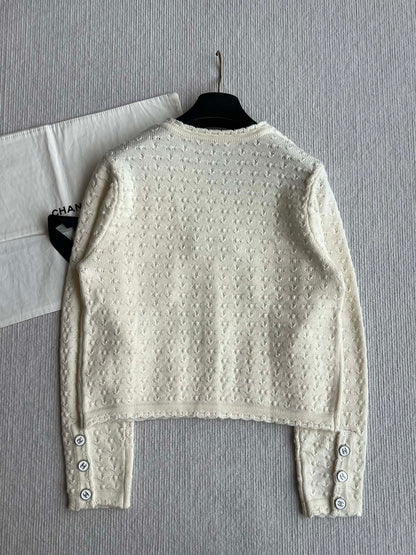 Chanel 25P Cardigan Beige Cashmere 220196
