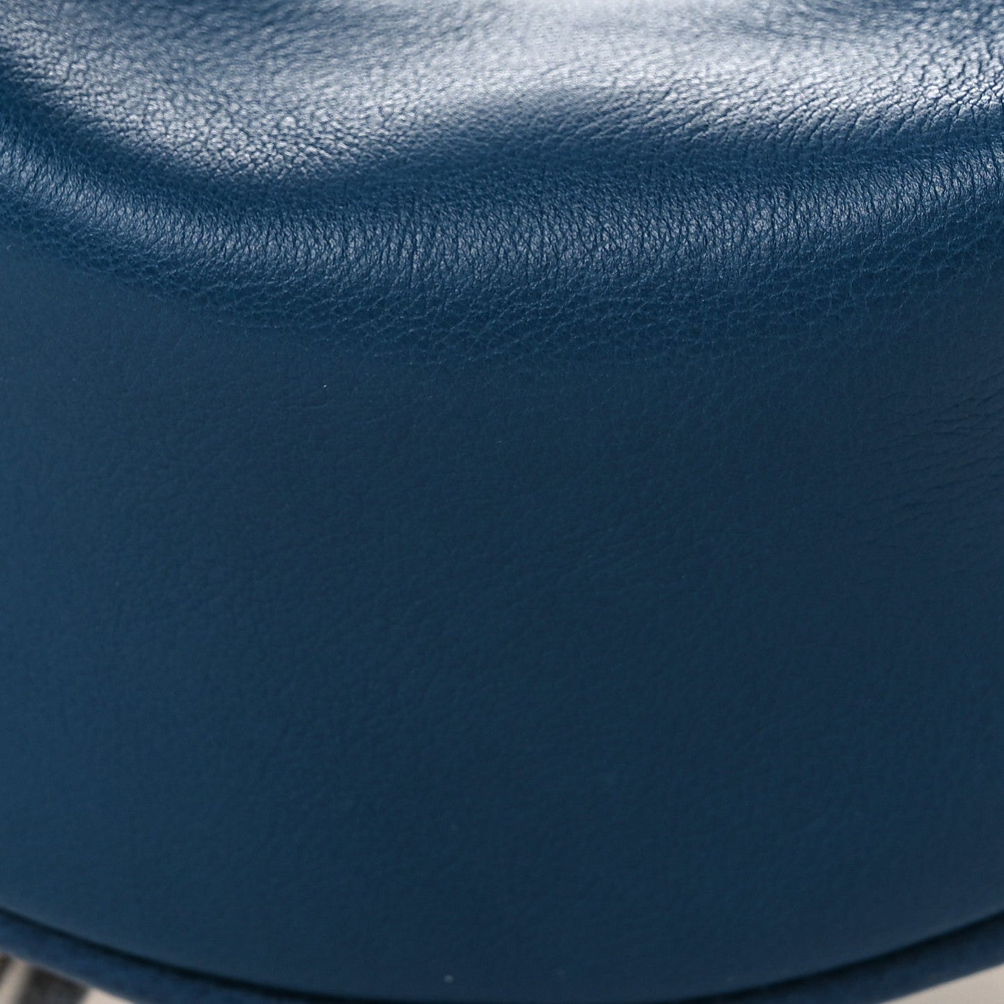 Vitello Grace Matte Nano Fendigraphy Hobo Charm Mirto
