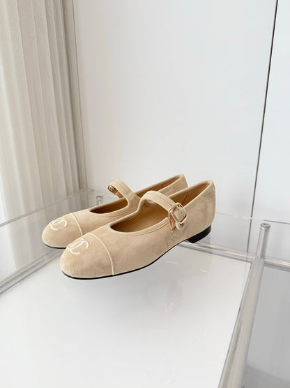 Chanel 26 Mary Jane Shoe Beige in Suede 597379