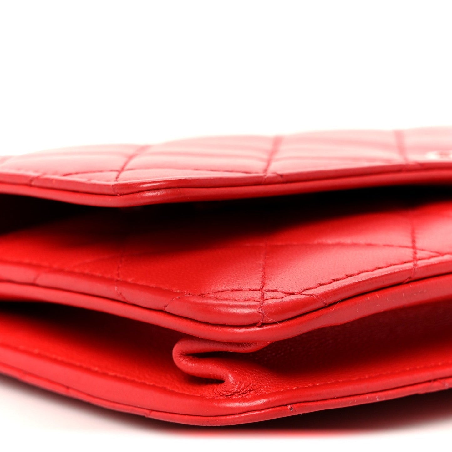 Lambskin Quilted Wallet On Chain WOC Red