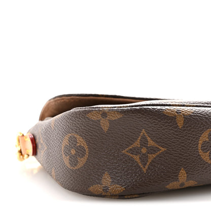 Monogram Ivy Wallet On Chain