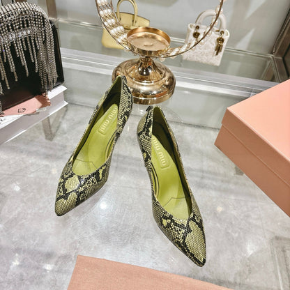 Miu High Heel Pumps Green Black Snakeskin 592073