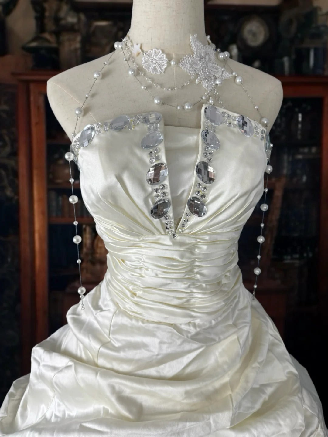 formaldressy-White exquisite beaded long satin ball gown wedding dress bridal gown gh5352