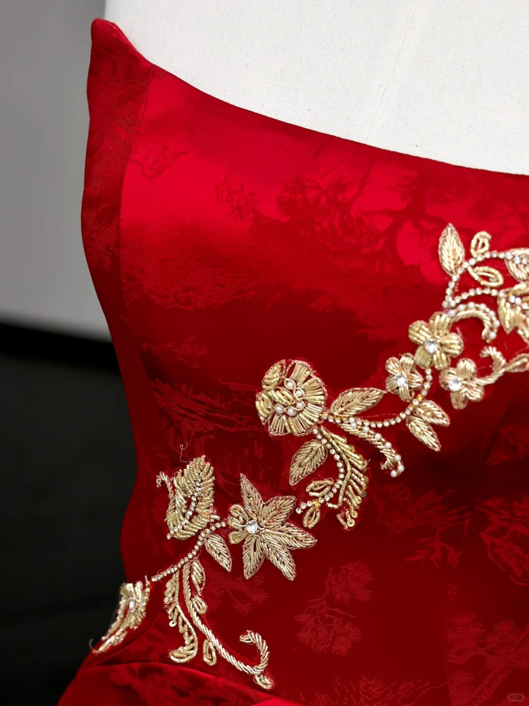 formaldressy -Red floral applique long satin prom dress evening gown party dress gh5113