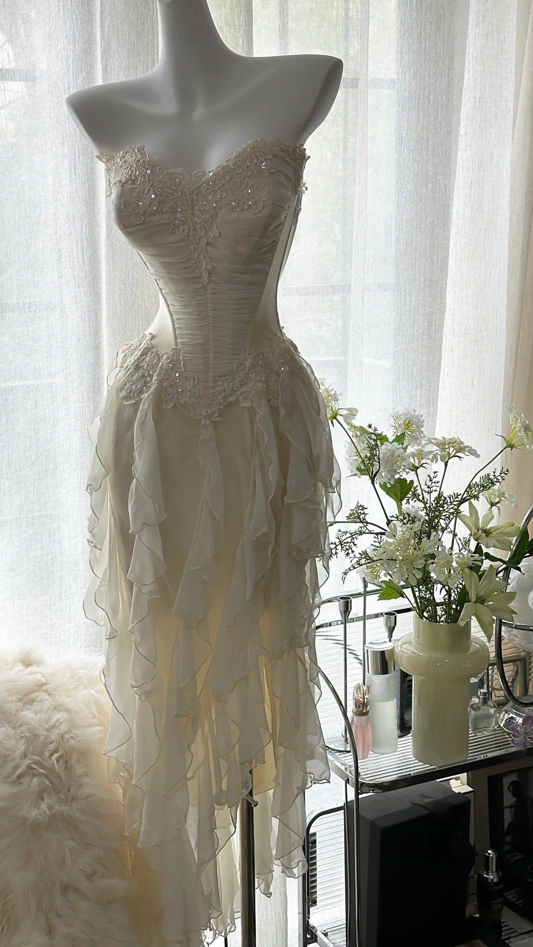 Vintage Evening Dresses, Ivory Sleeveless Party Gowns  cg25525