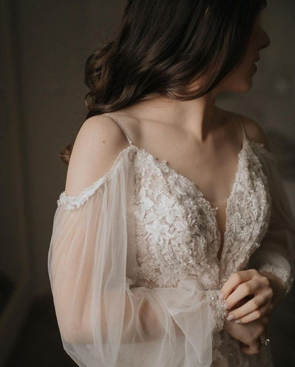A Line Tulle Off Shoulder wedding dress Elegant Princess Bridal Gown        S7052