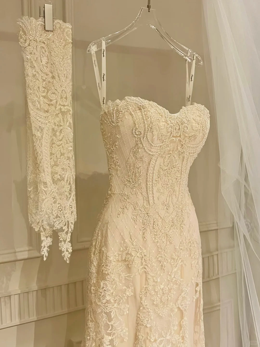 formaldressy-Beautiful exquisite lace long elegant tulle wedding dress prom dress gh5438