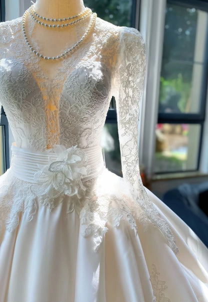 formaldressy--__White long-sleeved exquisite lace long tulle wedding dress gh5444