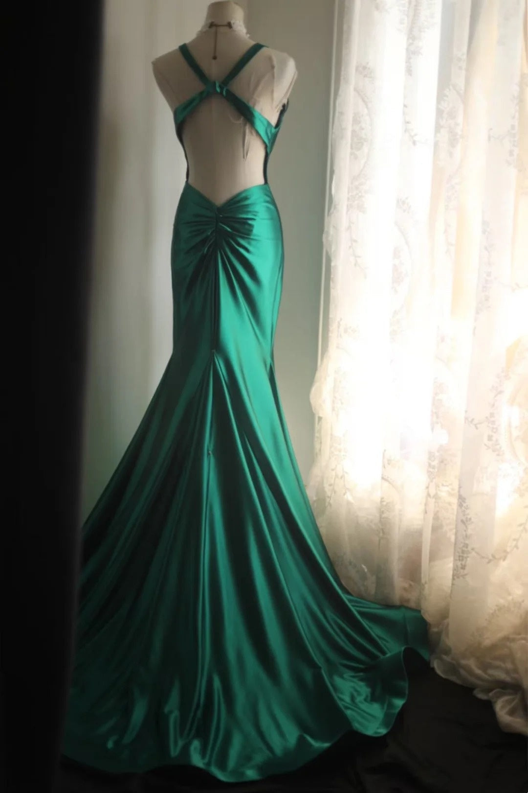 formaldressy-Sleeveless Deep V - Neck Backless Dark Green Satin Mermaid Dress, Retro Elegant Slim - fitting Floor - length Evening Gown  gh5827