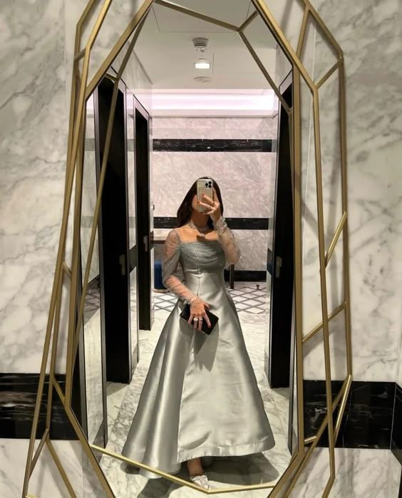 Silver Satin Long Sleeve Prom Dresses Women Square Neck Sequin Floor Length Saudi Arabic Evening Party Dress     cg25154