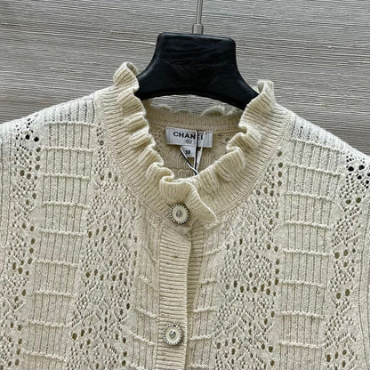 CHANEL SLEEVELESS TOP STYLE 72