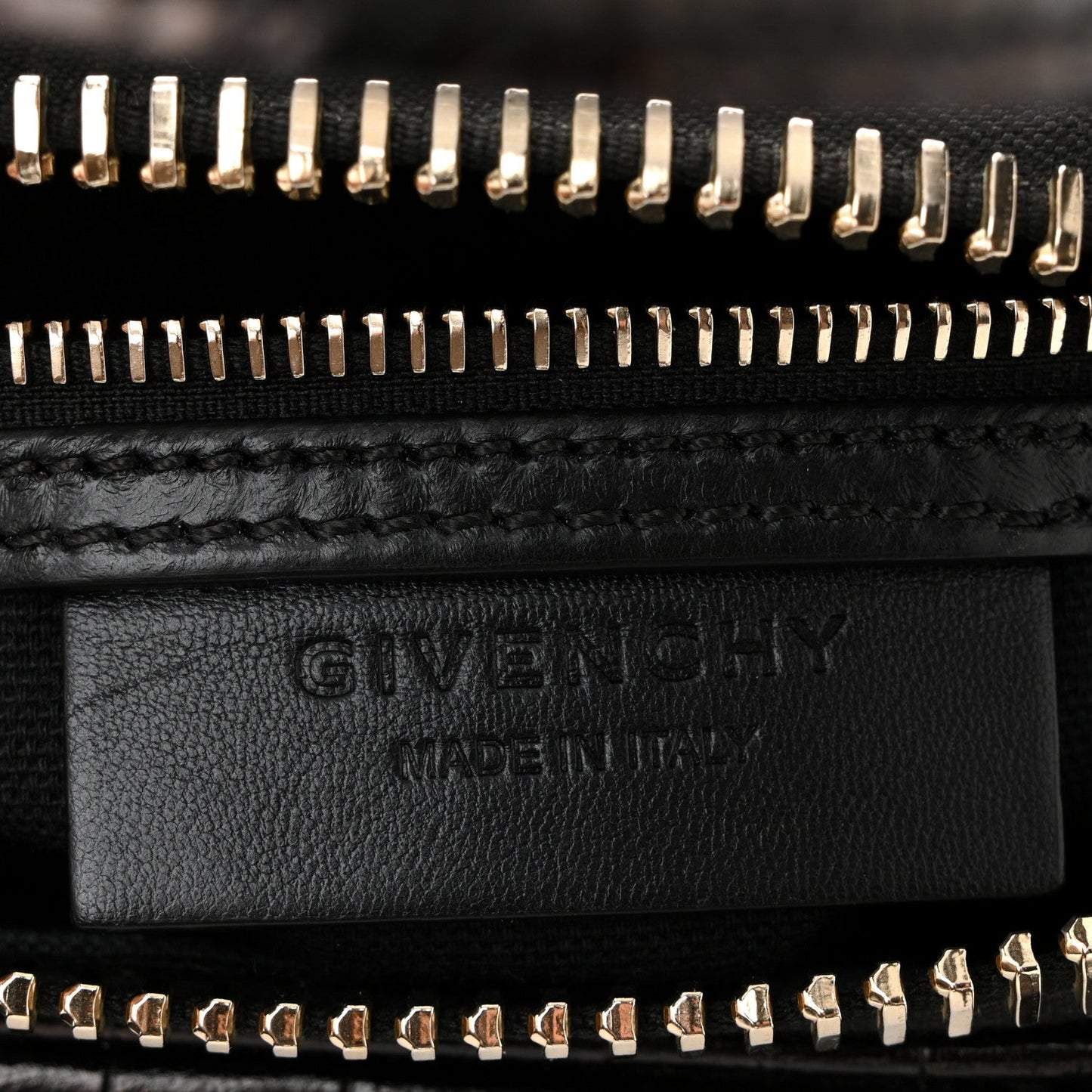 Calfskin Crocodile Embossed Mini Antigona Black