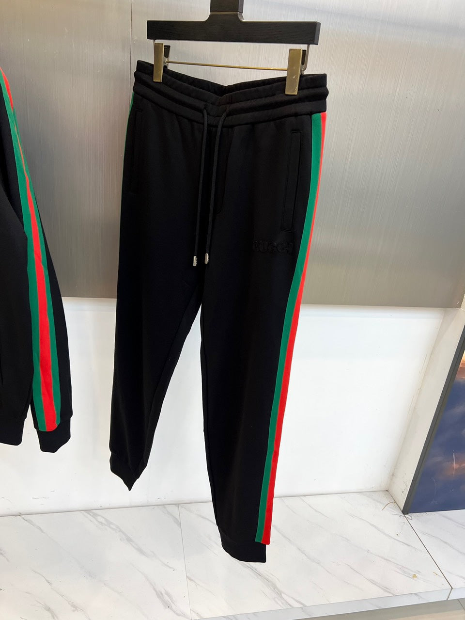 Gucci 25 Hooded Zip-up Jacket and Cuffed Trousers Suit 104020