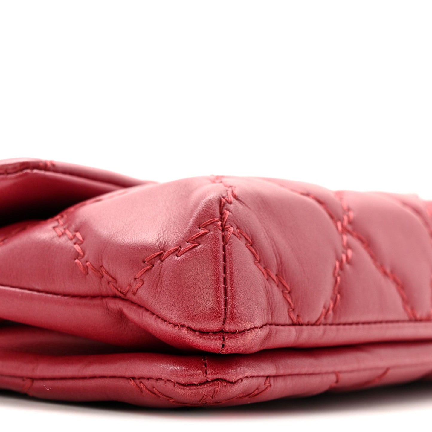 Calfskin Quilted Double Stitch Hamptons Clutch with Chain Red