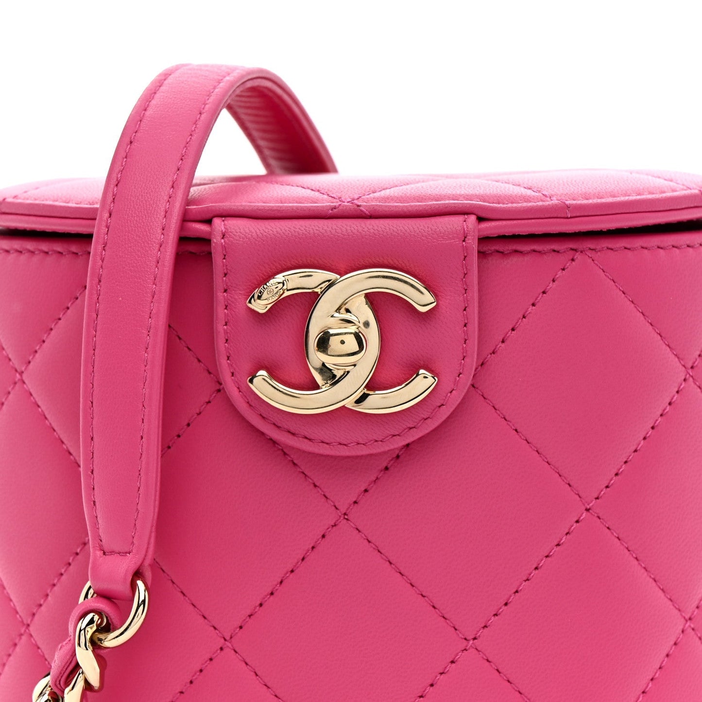 Lambskin Resin Elegant Chain Vanity Case Dark Pink