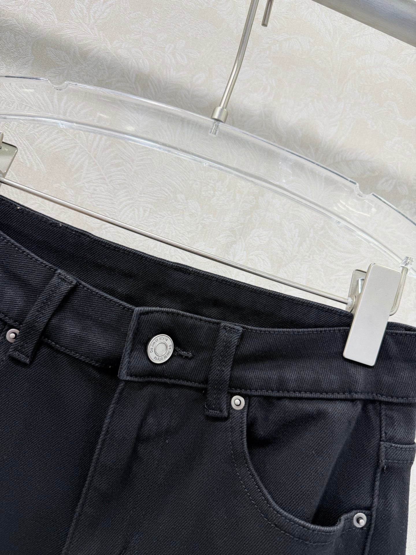 CC 26s Frayed Straight Leg Jeans Black Cotton 352015