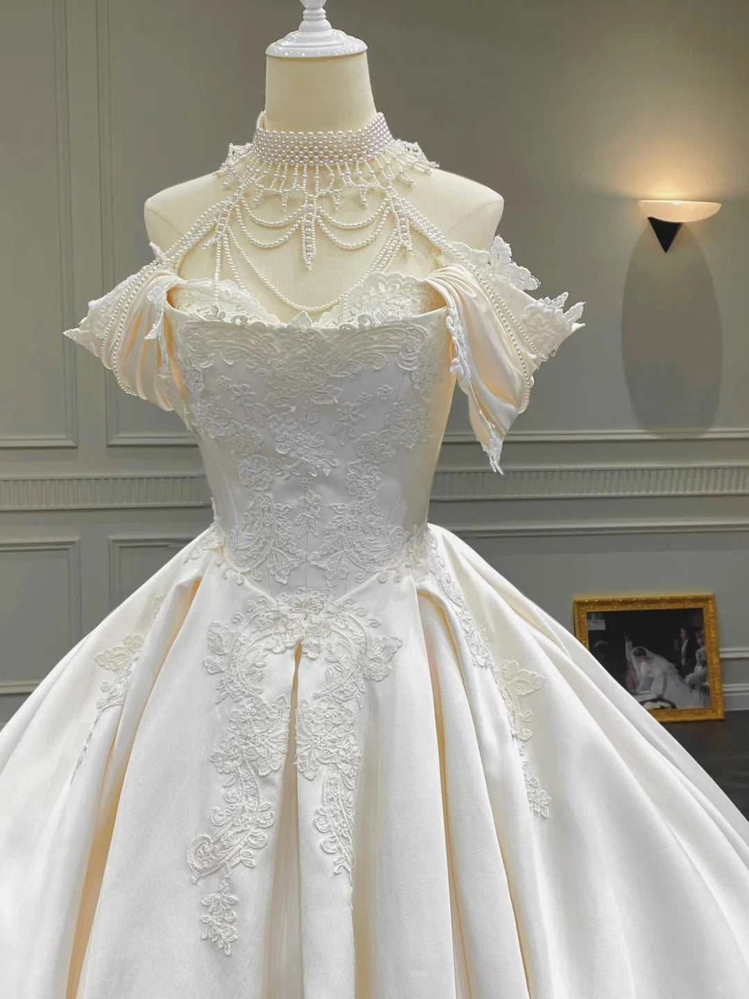 formaldressy--__hite vintage exquisite beaded tube top satin lace wedding dress, court beauty, elegance and sexiness gh5441