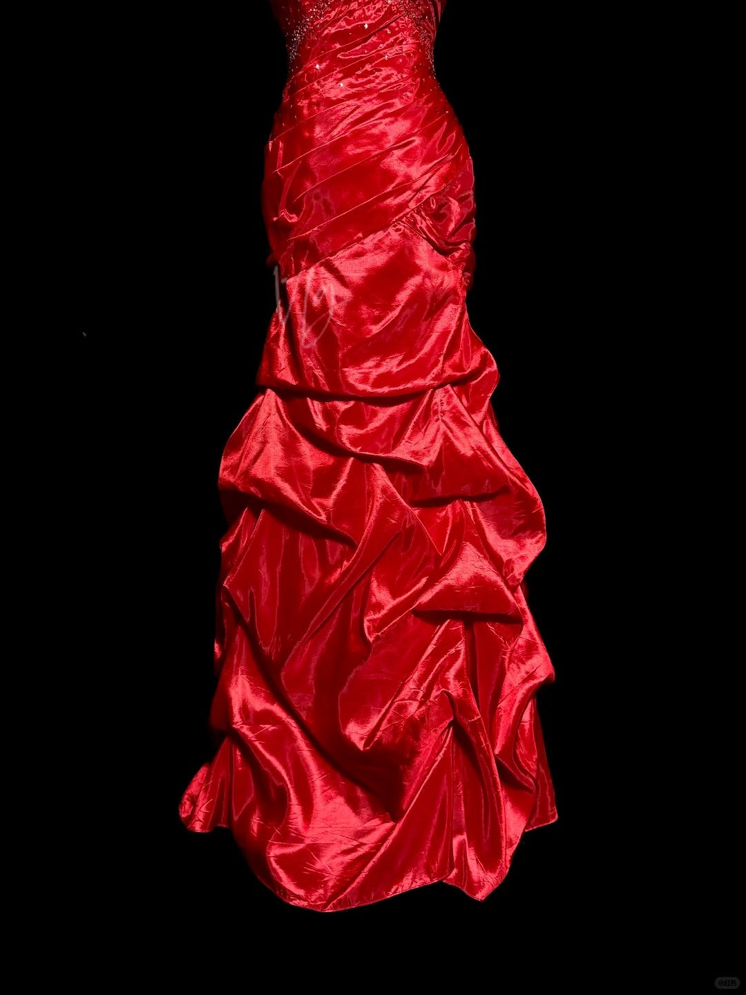 formaldressy-Red exquisite beaded vintage dress long satin floor-length ball gown graduation dress gh5241
