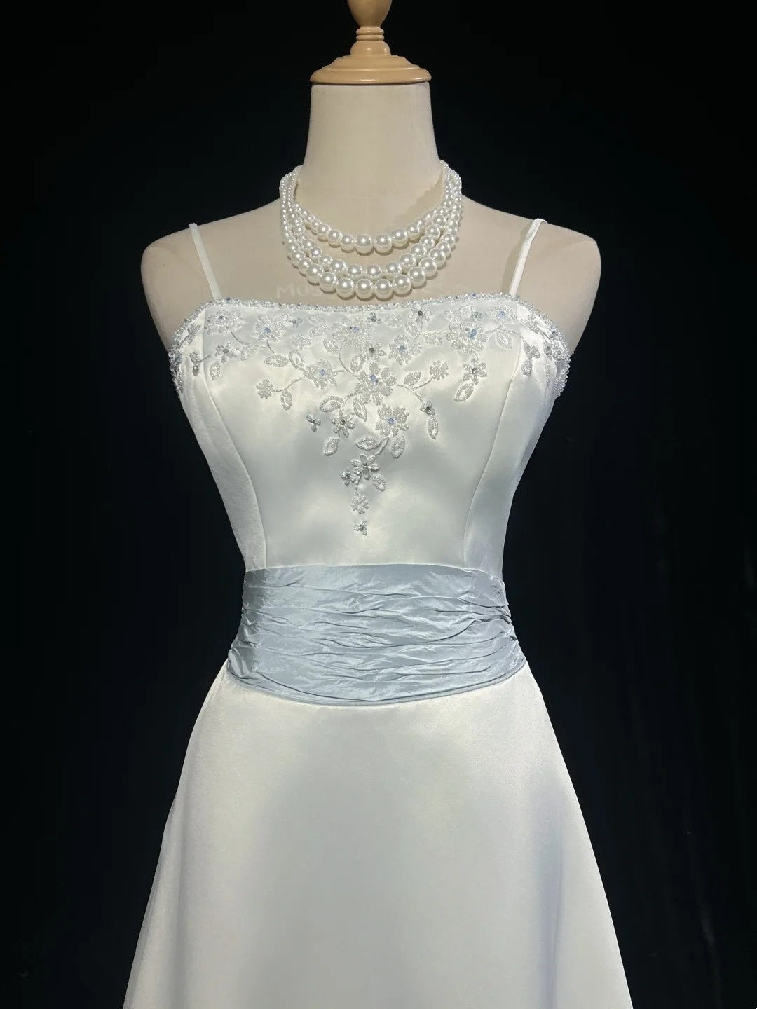 formaldressy-White And Blue Satin Long Dress With Delicate Beading gh6248