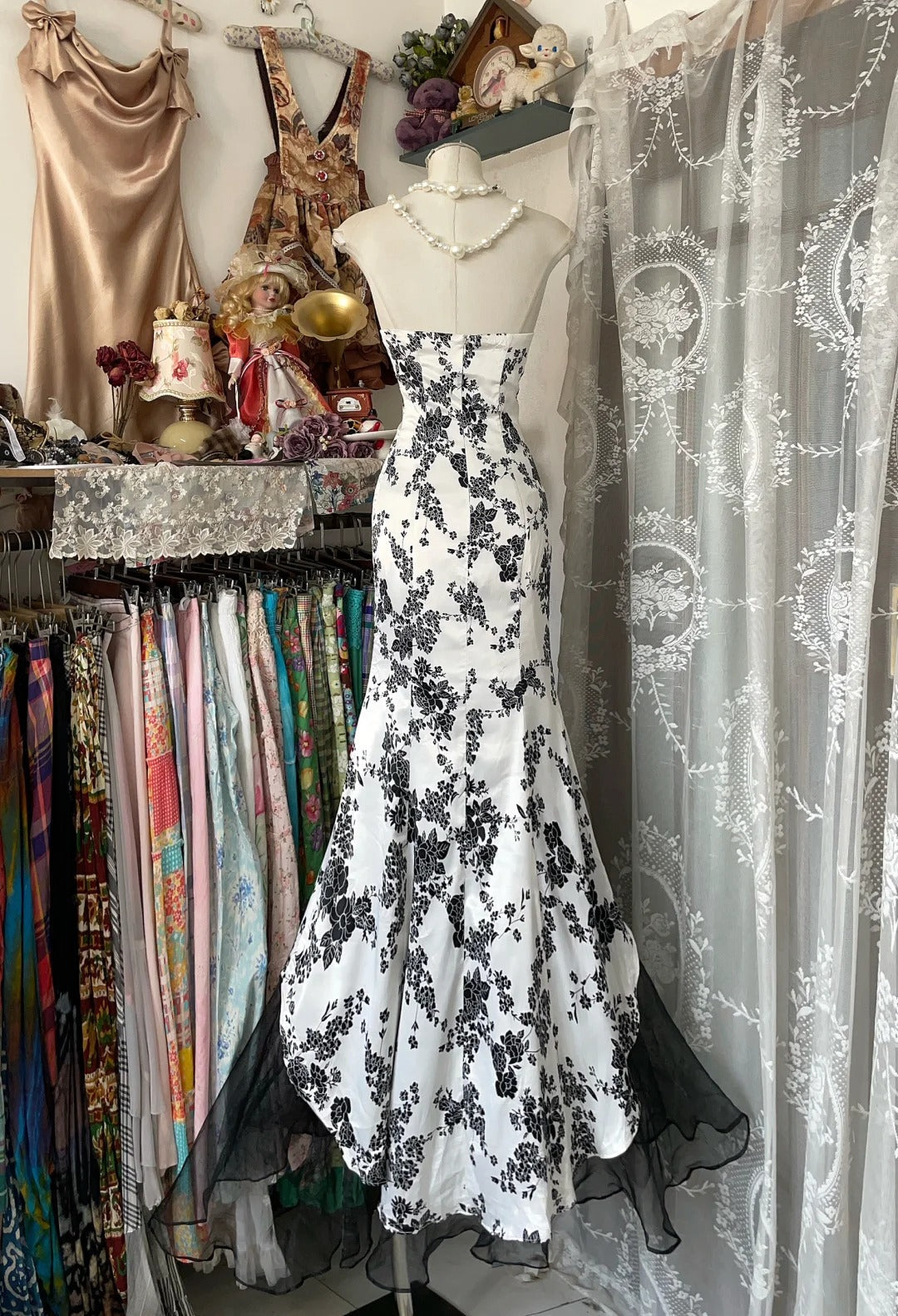 formaldressy-Black floral elegant long satin A-line Prom dress evening dress party dress gh5171