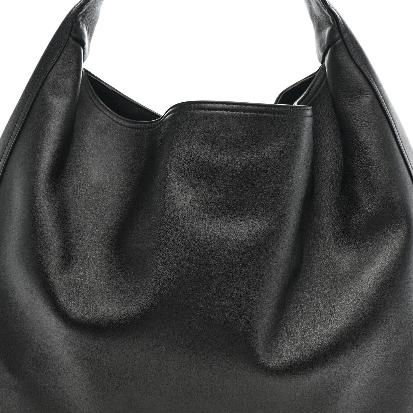 Silky Calfskin Large Hop Black