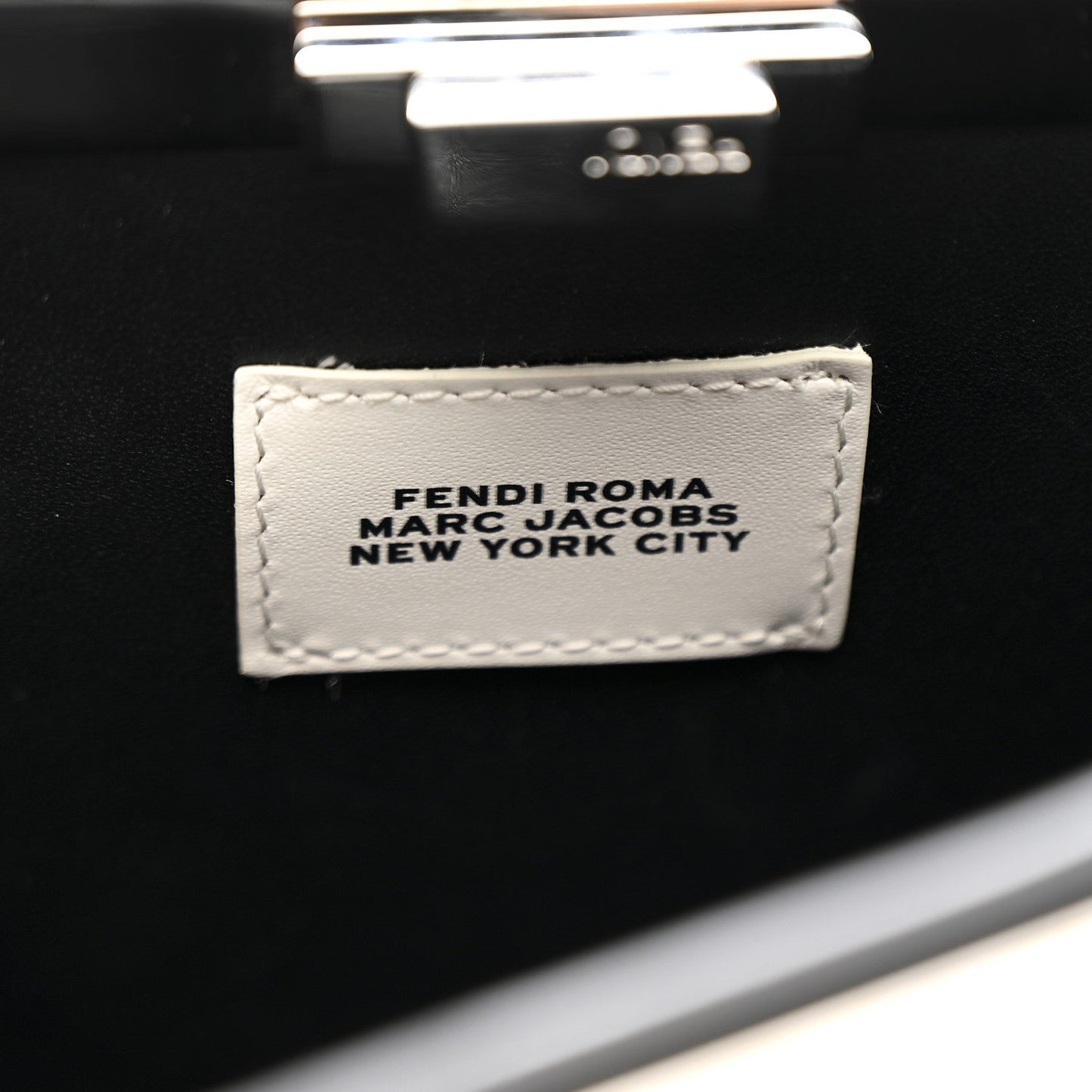 X MARC JACOBS Vitello Seta Shiny Nappa Medium Peekaboo I SEE U Satchel Black