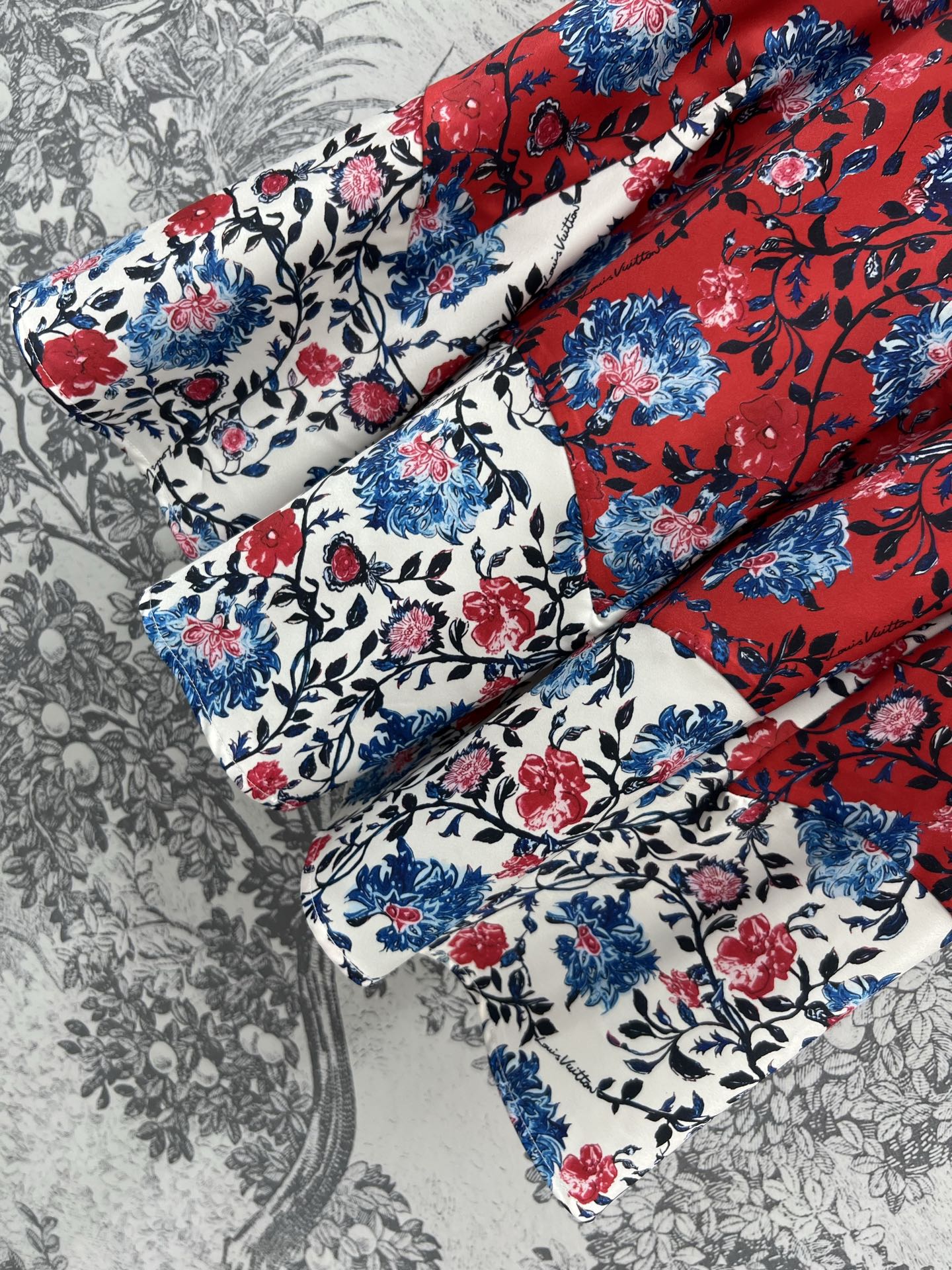 LV 25 Elastic Waist Old Flower Leather Skirt Red Poliester