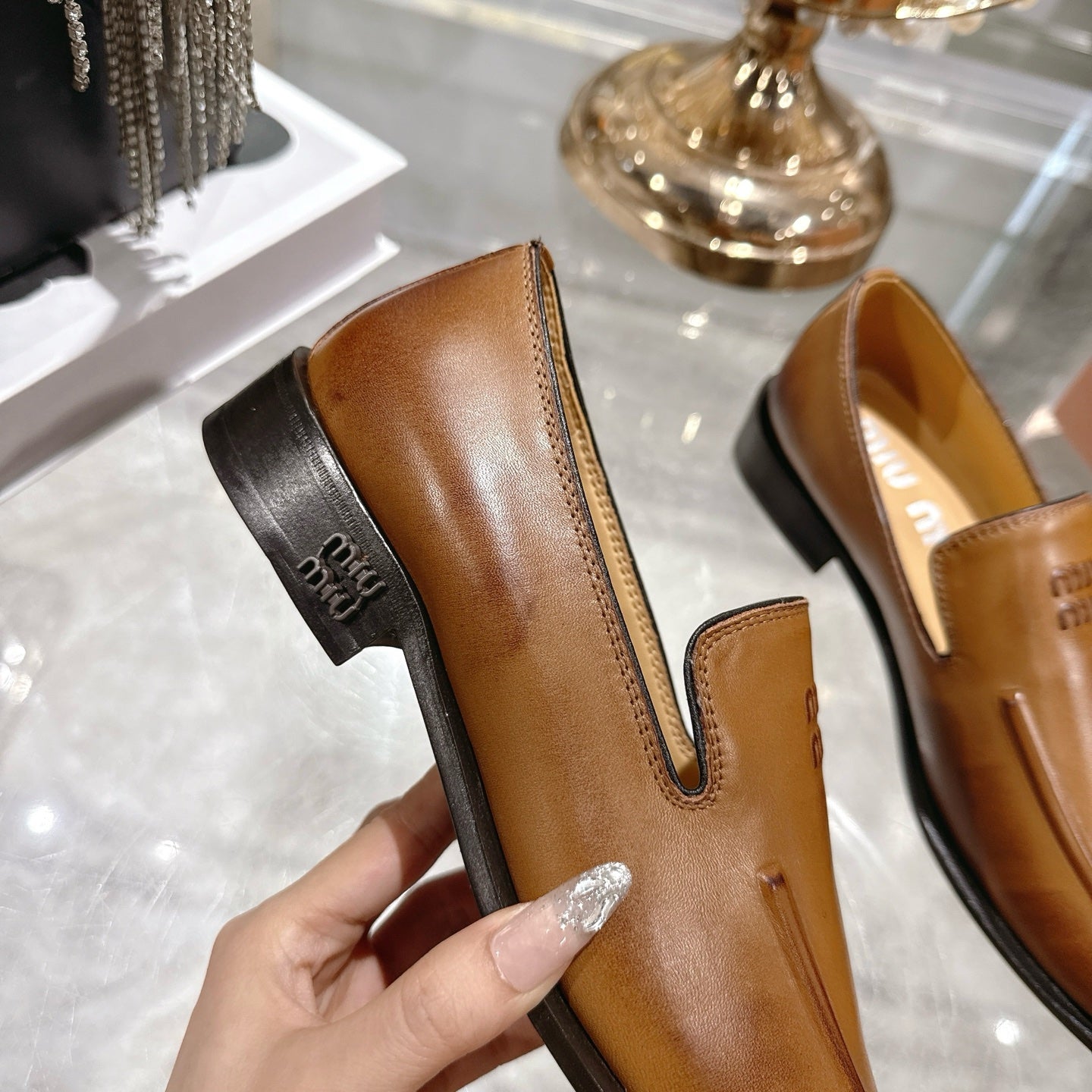 Miu Distressed Loafers Camel Brown Cowhide 592055