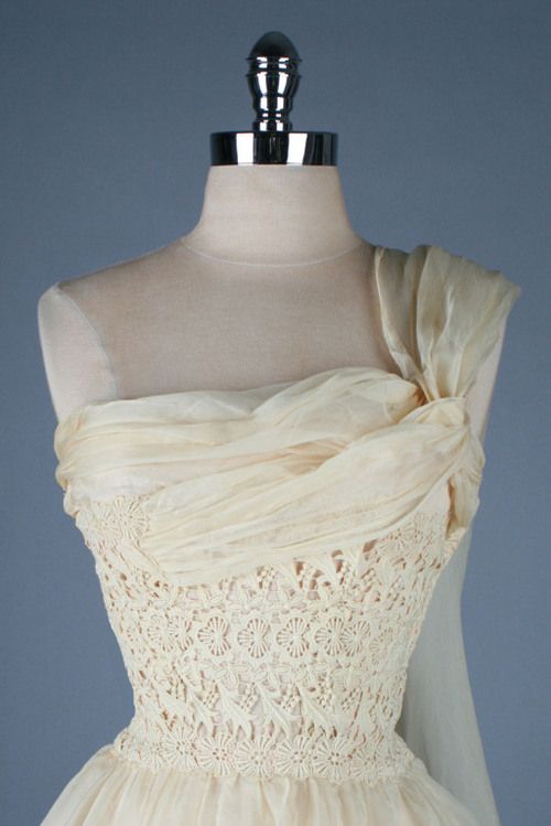 formaldressy--Pastel Yellow Lace Exquisite Short Satin Homecoming Dress gh5640