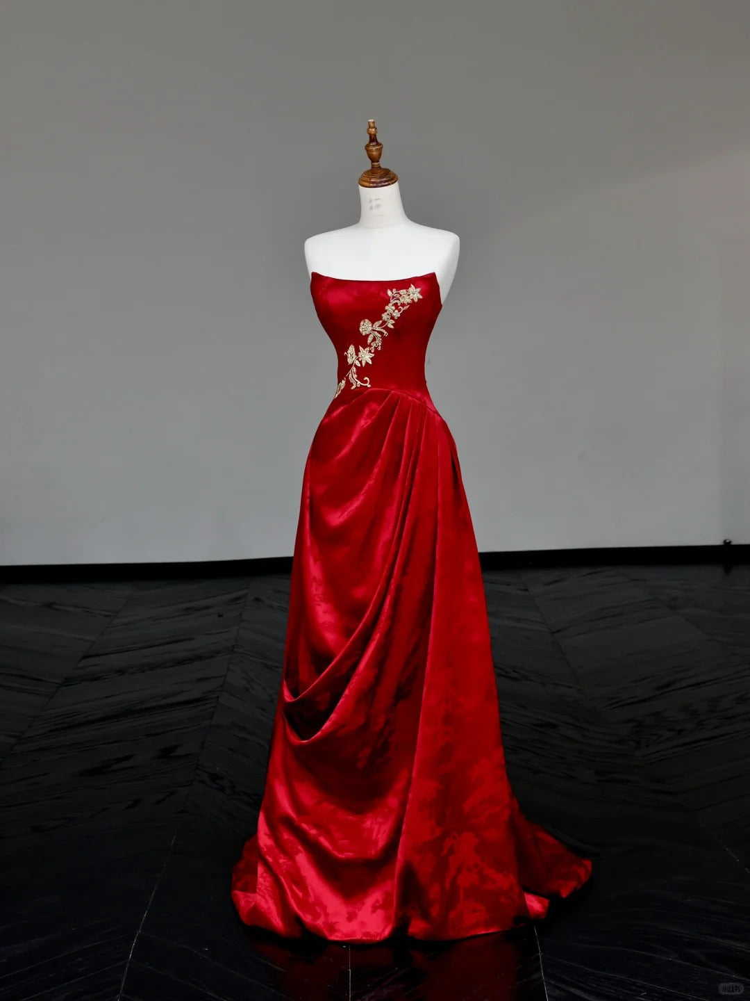 formaldressy -Red floral applique long satin prom dress evening gown party dress gh5113