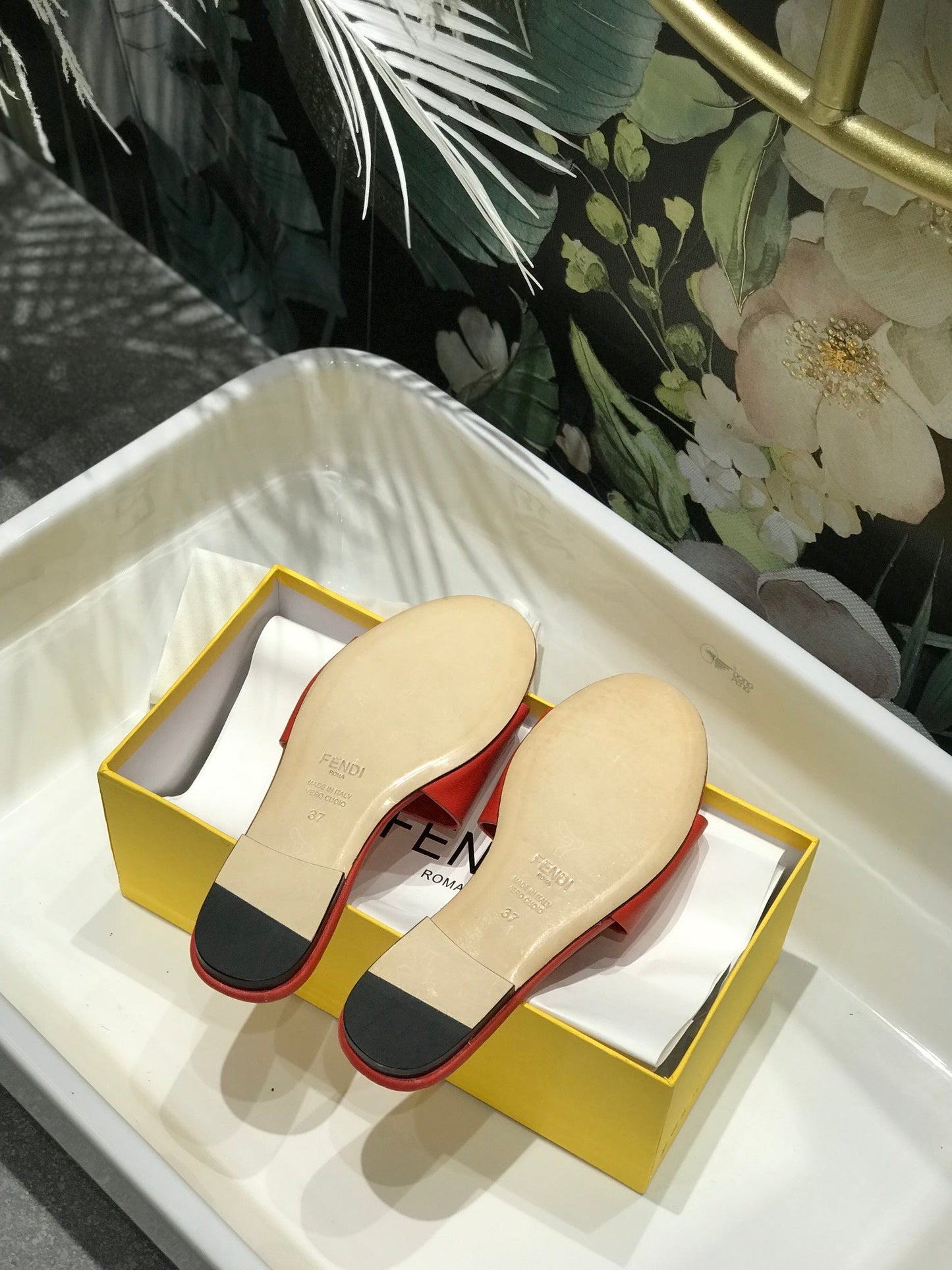 FENDI BAGUETTE SLIDES IN CHERRY RED LAMBSKIN