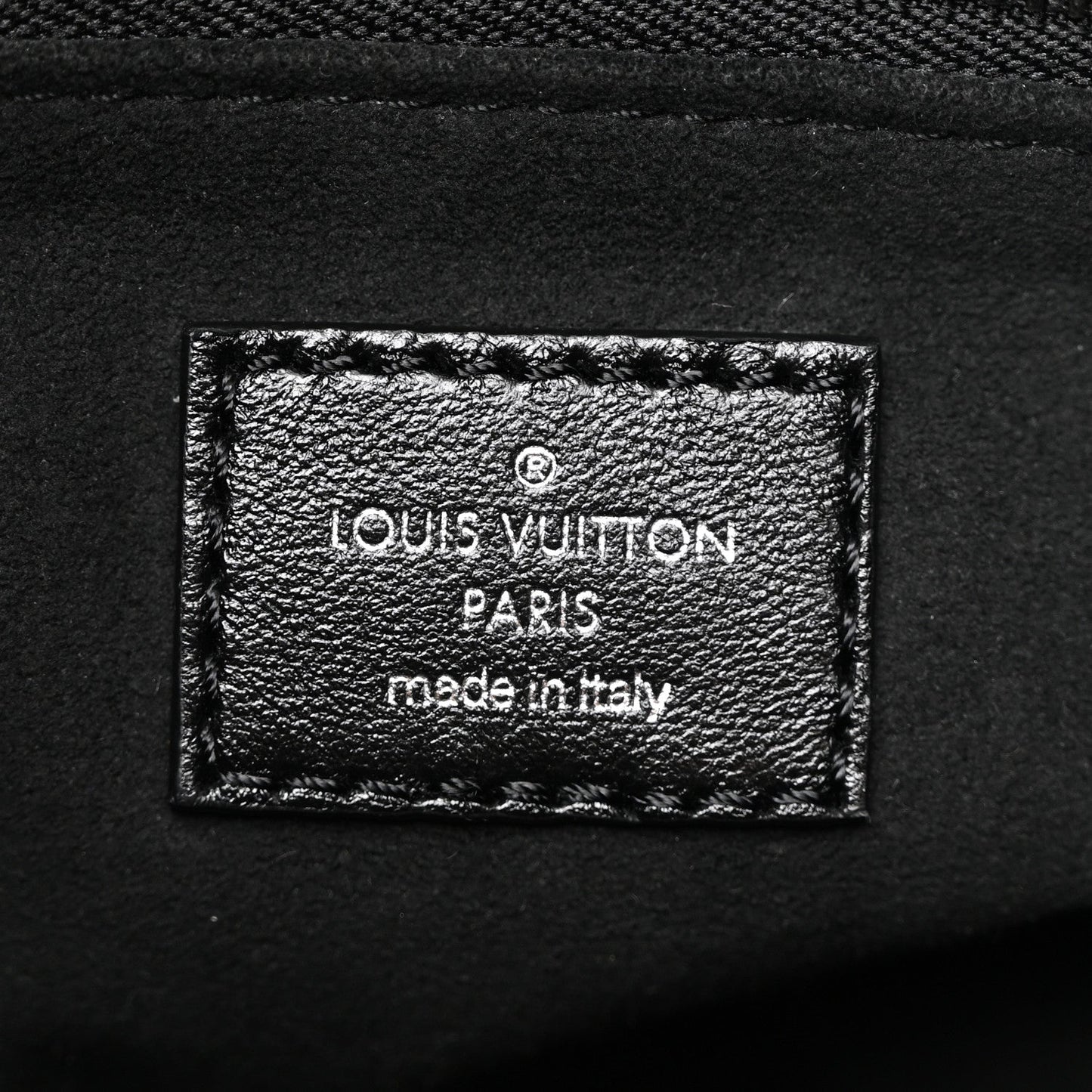 Lambskin CarryAll Vibe MM Black