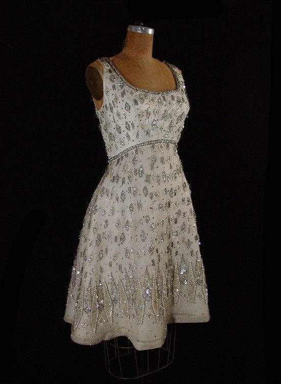 formaldressy--Gorgeous Exquisite Beaded Short Tulle Satin Unique Homecoming Dresses gh5548