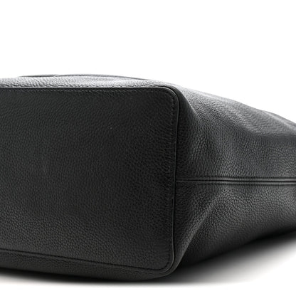Pebbled Calfskin Large Soho Hobo Black