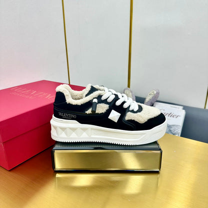 One Stud Xl Trainer 65mm In Black Mix White Suede Lined With Wool Fleece 994610