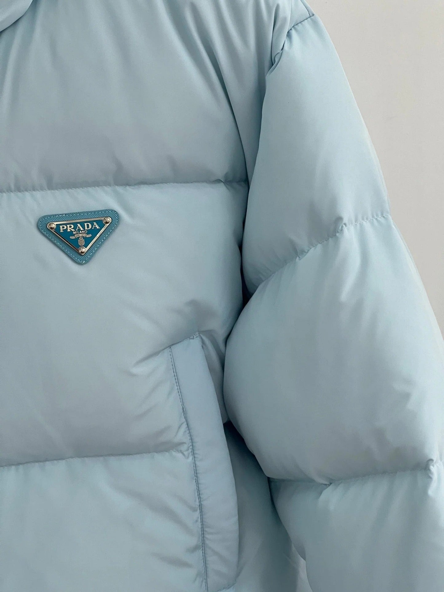 PRADA 25S DOWN JACKET 450
