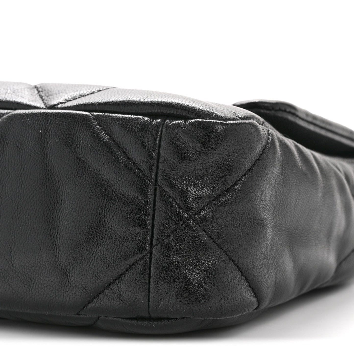 Goatskin Quilted Medium Chanel 19 Flap Black